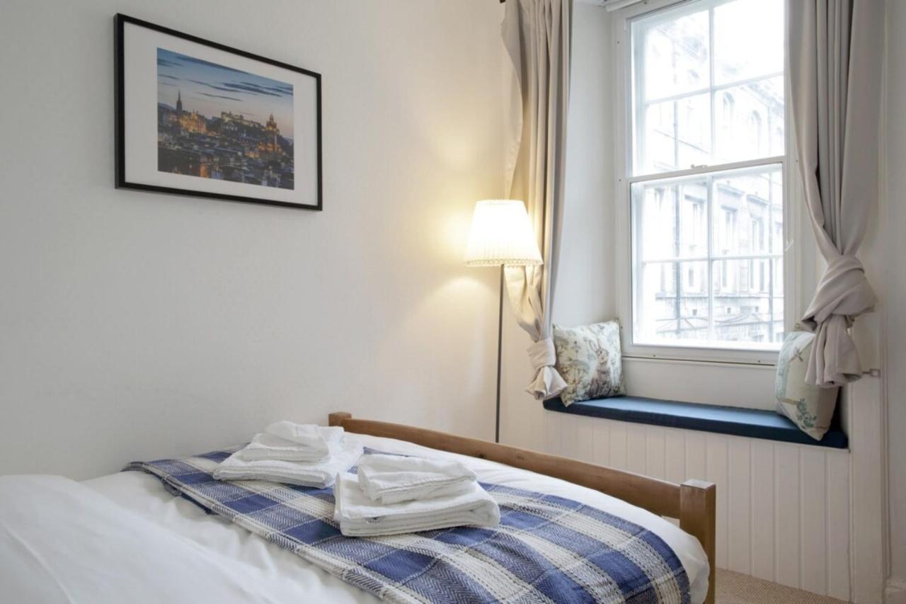 אדינבורו Two Bedroom Flat By Royal Mile! מראה חיצוני תמונה